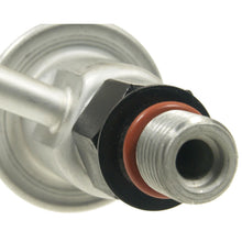 Load image into Gallery viewer, PR449 Standard Ignition Fuel Injection Pressure Regulator Standard Ignition Canada