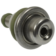 Load image into Gallery viewer, PR450 Standard Import Fuel Injection Pressure Regulator Standard Import Canada