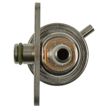 Load image into Gallery viewer, PR464 Standard Import Fuel Injection Pressure Regulator Standard Import Canada