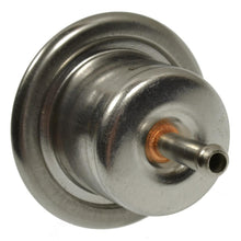 Load image into Gallery viewer, PR472 Standard Import Fuel Injection Pressure Regulator Standard Import Canada