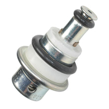 Load image into Gallery viewer, PR481 Standard Ignition Fuel Injection Pressure Regulator Standard Ignition Canada