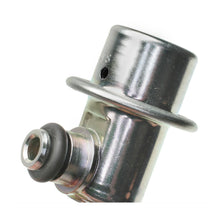 Load image into Gallery viewer, PR486 Standard Ignition Fuel Injection Pressure Regulator Standard Ignition Canada