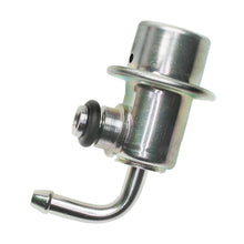 Load image into Gallery viewer, PR486 Standard Ignition Fuel Injection Pressure Regulator Standard Ignition Canada