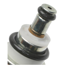 Load image into Gallery viewer, PR491 Standard Ignition Fuel Injection Pressure Regulator Standard Ignition Canada