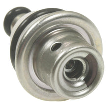 Load image into Gallery viewer, PR495 Standard Import Fuel Injection Pressure Regulator Standard Import Canada