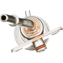 Load image into Gallery viewer, PR505 Standard Import Fuel Injection Pressure Regulator Standard Import Canada