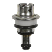 Load image into Gallery viewer, PR518 Standard Ignition Fuel Injection Pressure Regulator Standard Ignition Canada