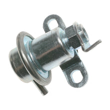 Load image into Gallery viewer, PR51 Standard Ignition Fuel Injection Pressure Regulator Standard Ignition Canada