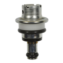 Load image into Gallery viewer, PR521 Standard Import Fuel Injection Pressure Regulator Standard Import Canada