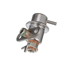 Load image into Gallery viewer, PR52 Standard Import Fuel Injection Pressure Regulator Standard Import Canada