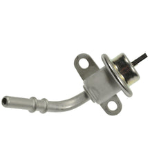 Load image into Gallery viewer, PR539 Standard Ignition Fuel Injection Pressure Regulator Standard Ignition Canada