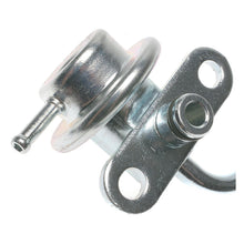 Load image into Gallery viewer, PR53 Standard Ignition Fuel Injection Pressure Regulator Standard Ignition Canada