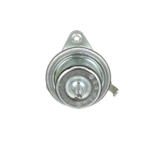 Load image into Gallery viewer, PR557 Standard Ignition Fuel Injection Pressure Regulator Standard Ignition Canada
