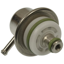 Load image into Gallery viewer, PR566 Standard Ignition Fuel Injection Pressure Regulator Standard Ignition Canada