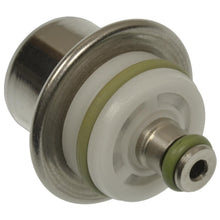 Load image into Gallery viewer, PR567 Standard Import Fuel Injection Pressure Regulator Standard Import Canada