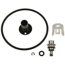Load image into Gallery viewer, PR572 Standard Import Fuel Injection Pressure Regulator Standard Import Canada