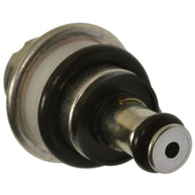 Load image into Gallery viewer, PR575 Standard Ignition Fuel Injection Pressure Regulator Standard Ignition Canada