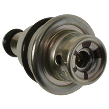 Load image into Gallery viewer, PR578 Standard Import Fuel Injection Pressure Regulator Standard Import Canada