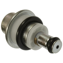 Load image into Gallery viewer, PR579 Standard Import Fuel Injection Pressure Regulator Standard Import Canada