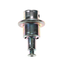 Load image into Gallery viewer, PR606 Standard Ignition Fuel Injection Pressure Regulator Standard Ignition Canada