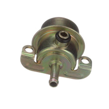 Load image into Gallery viewer, PR60 Standard Ignition Fuel Injection Pressure Regulator Standard Ignition Canada