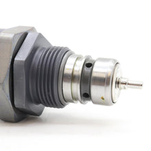 Load image into Gallery viewer, PR611 Standard Ignition Fuel Injection Pressure Regulator Standard Ignition Canada