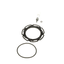 Load image into Gallery viewer, PR613 Standard Ignition Fuel Injection Pressure Regulator Standard Ignition Canada