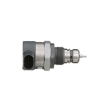 Load image into Gallery viewer, PR619 Standard Import Fuel Injection Pressure Regulator Standard Import Canada