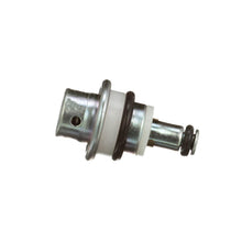 Load image into Gallery viewer, PR621 Standard Import Fuel Injection Pressure Regulator Standard Import Canada