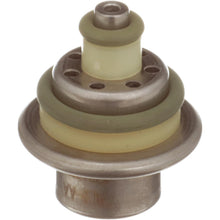 Load image into Gallery viewer, PR623 Standard Ignition Fuel Injection Pressure Regulator Standard Ignition Canada