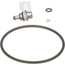 Load image into Gallery viewer, PR633 Standard Import Fuel Injection Pressure Regulator Standard Import Canada