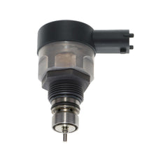 Load image into Gallery viewer, PR637 Standard Ignition Fuel Injection Pressure Regulator Standard Ignition Canada