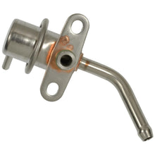 Load image into Gallery viewer, PR79 Standard Import Fuel Injection Pressure Regulator Standard Import Canada