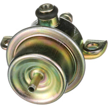 Load image into Gallery viewer, PR80 Standard Ignition Fuel Injection Pressure Regulator Standard Ignition Canada