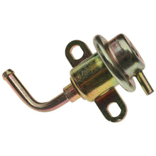 Load image into Gallery viewer, PR83 Standard Ignition Fuel Injection Pressure Regulator Standard Ignition Canada
