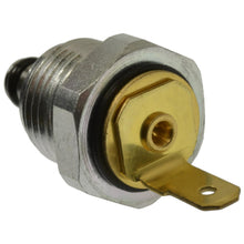 Load image into Gallery viewer, PSS80 Standard Ignition Power Steering Pressure Sensor Standard Ignition Canada