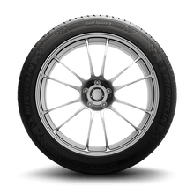 Load image into Gallery viewer, 29964 245/40R18XL Michelin Pilot Sport 3 97Y Michelin Tires Canada