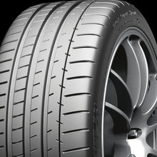 Load image into Gallery viewer, 01088 245/35R18XL Michelin Pilot Super Sport 92Y Michelin Tires Canada
