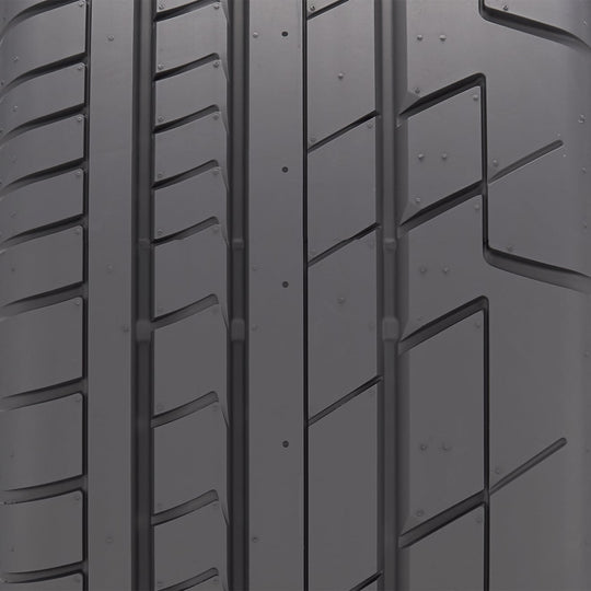 001327 285/35R20 Bridgestone Potenza RE070R R2 RFT 100Y Bridgestone Tires Canada