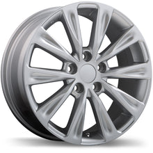 Charger l'image dans la galerie, R223-1770-65SE+39F601 - Replika R223 17X7 5X114.3 39mm Metallic Silver - Replika Wheels Canada