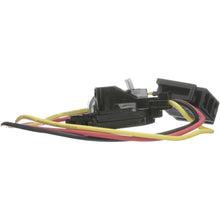Load image into Gallery viewer, RC-7 Standard Ignition Radio Capacitor Standard Ignition Canada