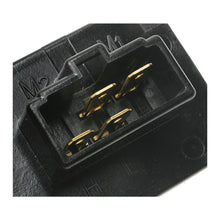 Load image into Gallery viewer, RU-77 Standard Ignition HVAC Blower Motor Resistor Standard Ignition Canada