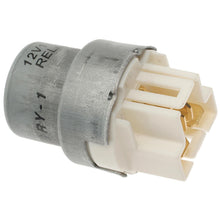 Load image into Gallery viewer, RY-137 Standard Import A/C Condenser Fan Motor Relay Standard Import Canada
