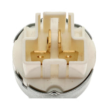 Load image into Gallery viewer, RY-137 Standard Import A/C Condenser Fan Motor Relay Standard Import Canada