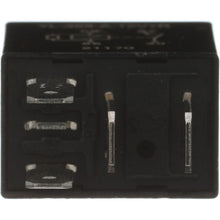 Load image into Gallery viewer, RY-1614 Standard Import A/C Condenser Fan Motor Relay Standard Import Canada