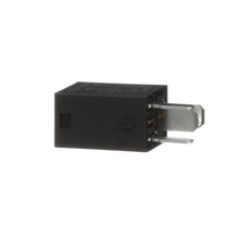 Load image into Gallery viewer, RY-665 Standard Ignition A/C Compressor Control Relay Standard Ignition Canada