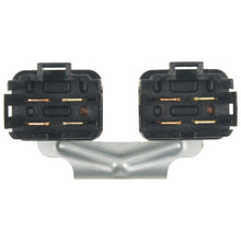 Load image into Gallery viewer, RY-824 Standard Ignition A/C Compressor Control Relay Standard Ignition Canada
