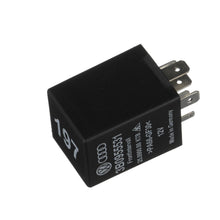 Load image into Gallery viewer, RY-898 Standard Ignition Windshield Washer Relay Standard Ignition Canada