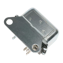Load image into Gallery viewer, RY-8 Standard Ignition HVAC Blower Motor Cut-Out Relay Standard Ignition Canada