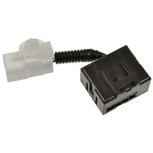 Load image into Gallery viewer, RY1911 Standard Ignition Heated Seat Relay Standard Ignition Canada